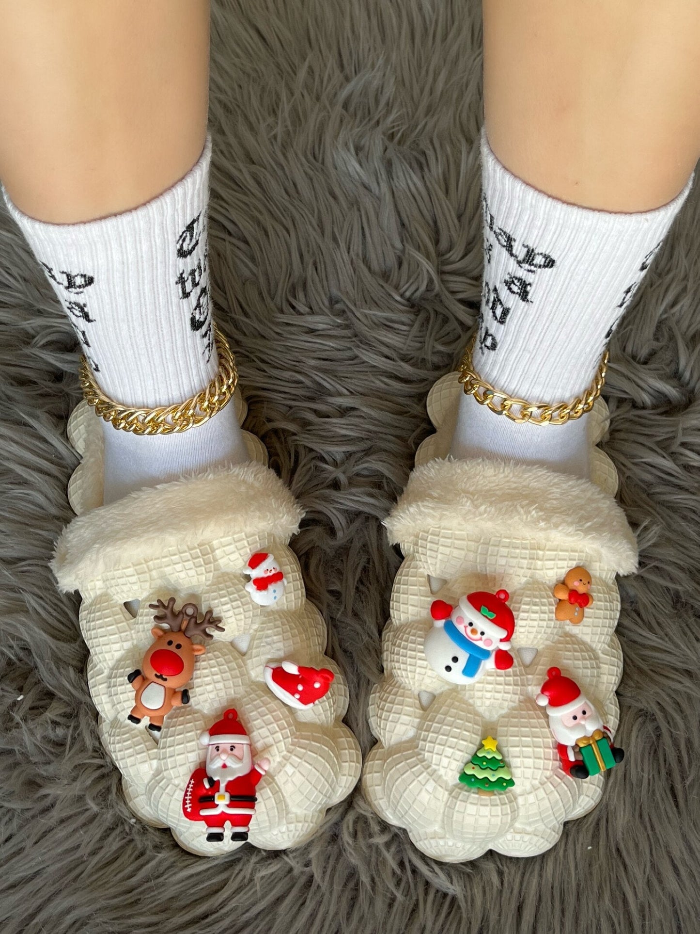 Funny DIY Bubble Slippers Furry House Slides